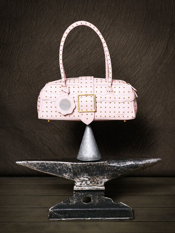 ABODI x VUCH LAB představují spolupráci a mystickou kolekci inspirovanou českými, maďarskými a transylvánskými historickými kořeny a legendami